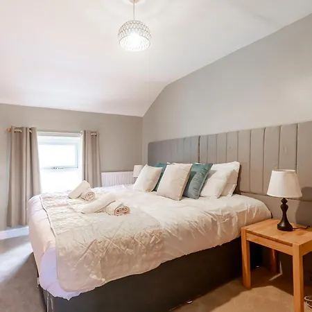 Eastcote Farm - Spacious 5-bed With Views, Garden & Playroom Ferienhaus Silloth