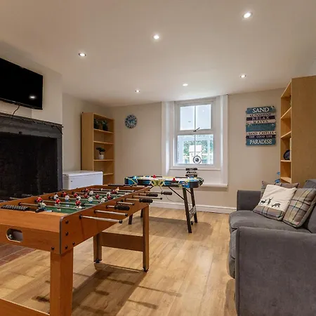 Eastcote Farm - Spacious 5-bed With Views, Garden & Playroom Silloth